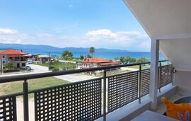 Okean Apartments, Ierissos, Athos, 6 Bed Apartment, Third Floor, Sea View - Mansarde