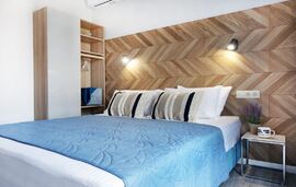 Okean Apartments, Ierissos, Athos