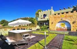 abbacy katianas castelletti luxury suites queen limenas thassos (2)