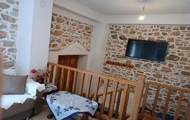 Lenia's Traditional House, Agios Nikolaos, Sithonia