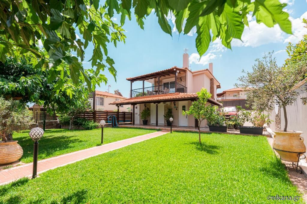 Natura vila, Nea Flogita, Kassandra