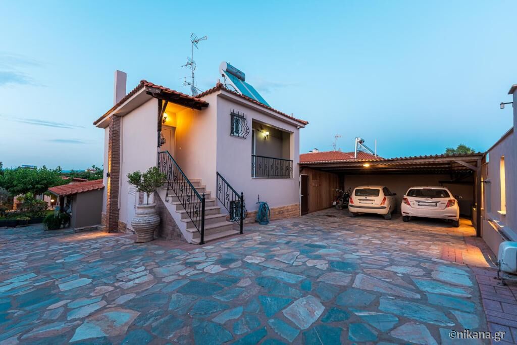 Natura vila, Nea Flogita, Kassandra