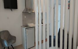 3 Bed Studio, Street View