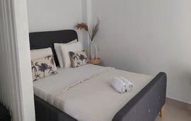 3 Bed Studio, Street View