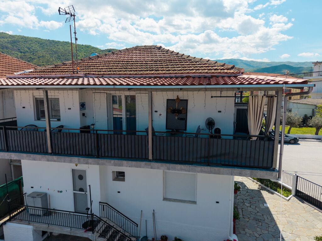 Zeffie’s Studio, Olympiada, Athos