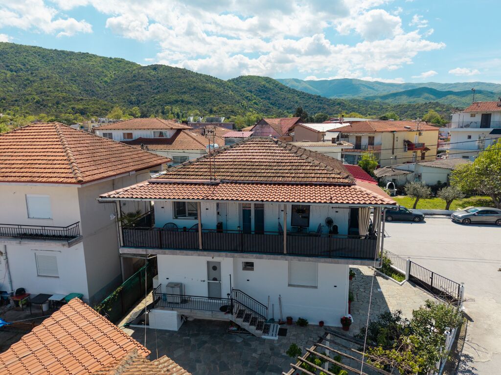 Zeffie’s Studio, Olympiada, Athos