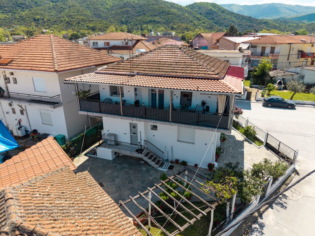Zeffie’s Studio, Olympiada, Athos