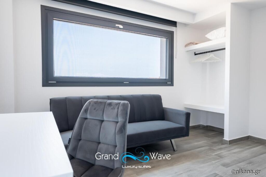 Grand Wave Luxury Suites, Nea Flogita, Kassandra