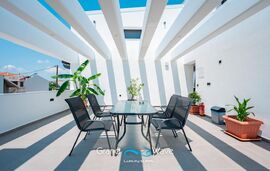 Grand Wave Luxury Suites, Nea Flogita, Kassandra