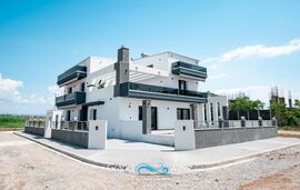 Grand Wave Luxury Suites, Nea Flogita, Kassandra