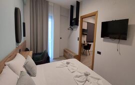 Vasileiadou Suites and Maisonettes, Nea Flogita, Kassandra