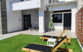 Vasileiadou Suites and Maisonettes, Nea Flogita, Kassandra