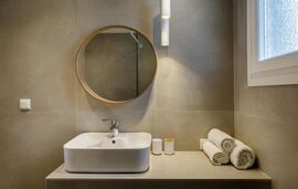 V Luxury Apartments  With Pool, Siviri, Kassandra