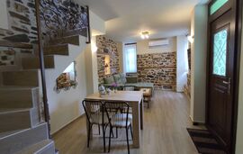 Pavlina's Green House, Agios Nikolaos, Sithonia