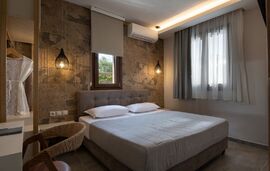 Naiada Villa, Nikiti, Sithonia