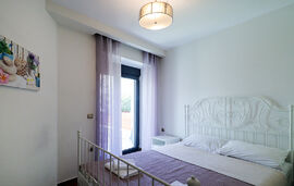 Twins House, Hanioti, Kassandra