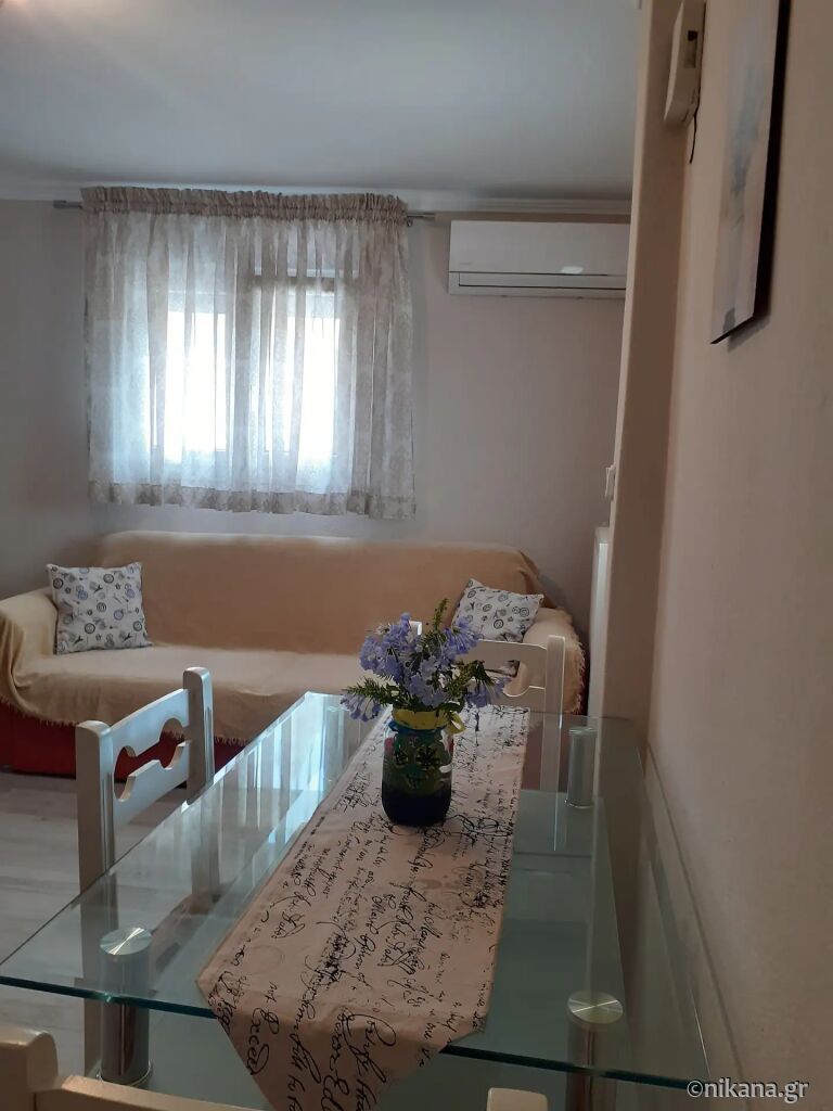 Filippos & Eleni's Apartment, Neos Marmaras, Sithonia, 5 Bed Apartment