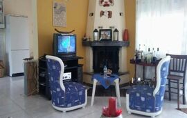 Agios Nikolaos Small House, Agios Nikolaos, Sithonia