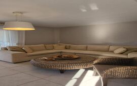 Evita Stylish Beachfront Maisonette, Polichrono, Kassandra