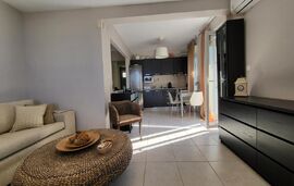 Evita Stylish Beachfront Maisonette, Polichrono, Kassandra