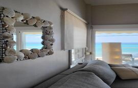 Evita Stylish Beachfront Maisonette, Polichrono, Kassandra