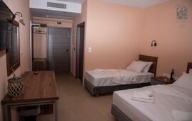 Old Nikiti's Hotel, Nikiti, Sithonia