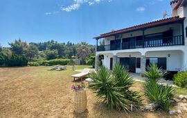 Oxana on the Beach House, Agios Nikolaos, Sithonia