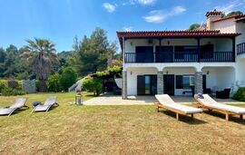 Oxana on the Beach House, Agios Nikolaos, Sithonia