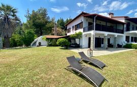 Oxana on the Beach House, Agios Nikolaos, Sithonia