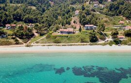 Oxana on the Beach House, Agios Nikolaos, Sithonia