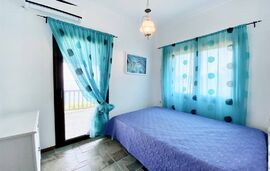 Oxana on the Beach House, Agios Nikolaos, Sithonia