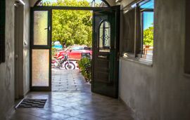 Tsanos Apartments, Nidri, Lefkada