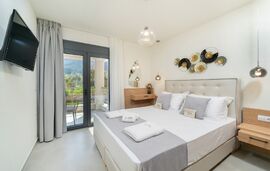 Melies Suites, Skala Potamia, Thassos, 4 Bed Apartment, No.1