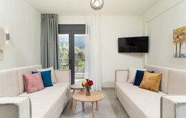 Melies Suites, Skala Potamia, Thassos, 4 Bed Apartment, No.2