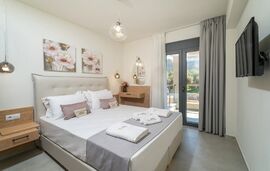 Melies Suites, Skala Potamia, Thassos, 4 Bed Apartment, No.2