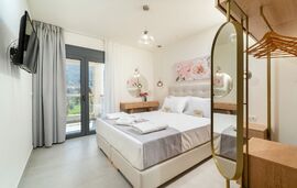 Melies Suites, Skala Potamia, Thassos, 6 Bed Apartment, Two-level, No.4