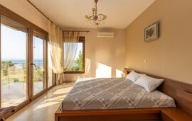 Olivia Villa, Kriopigi, Kassandra