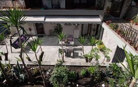 Elzo Home, Neos Marmaras, Sithonia