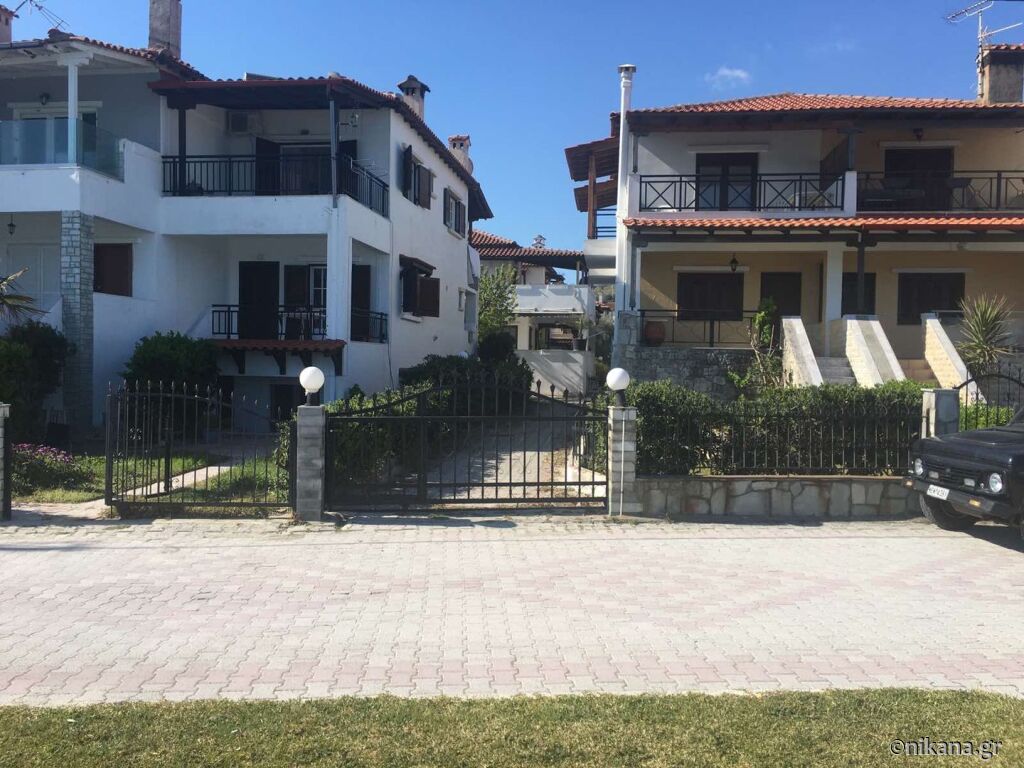 Beach Front Apartment, Pefkohori, Kassandra