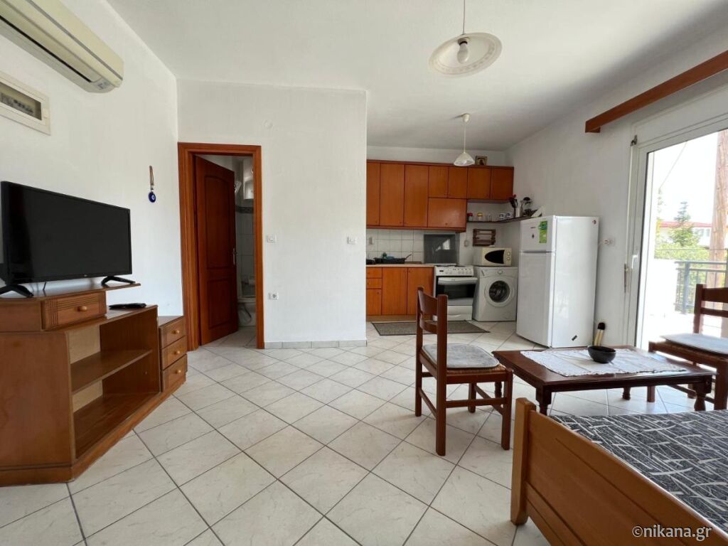 White Apartment, Limenas, Thassos