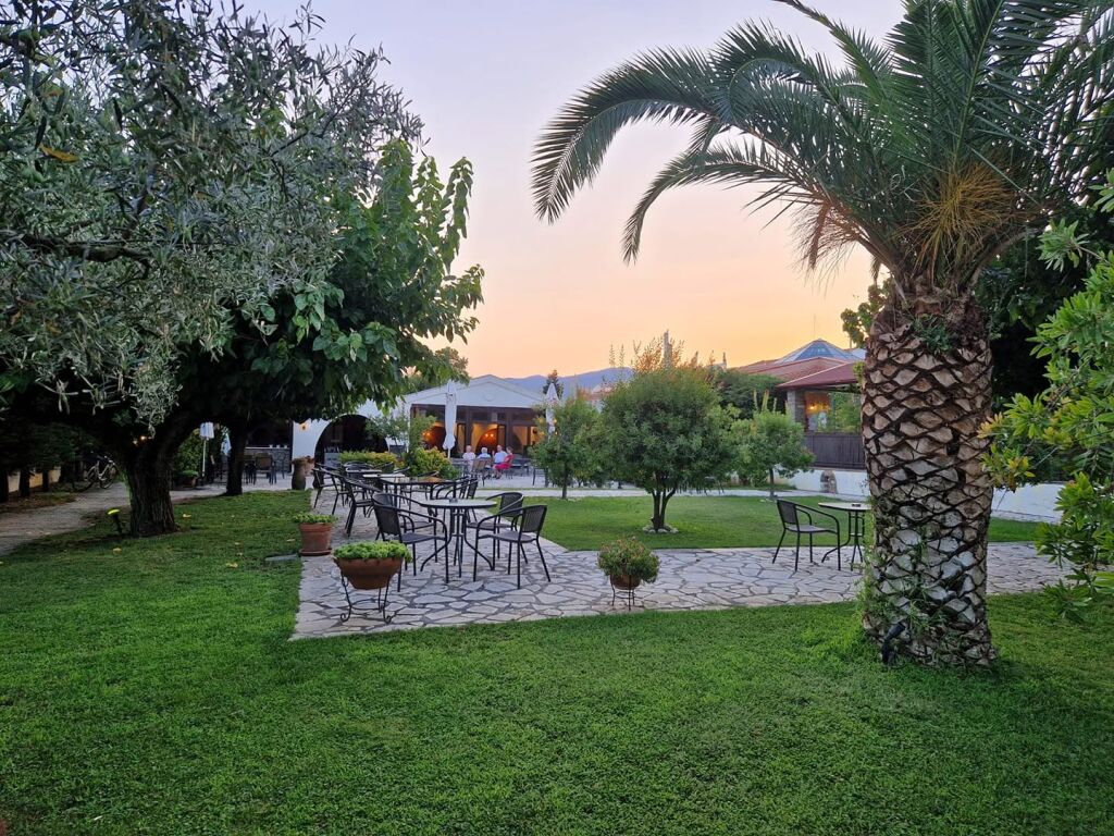 To Portego Tis Anatolis Apartments, Nea Peramos, Kavala