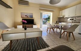 Broskis Apartment, Fourka, Kassandra