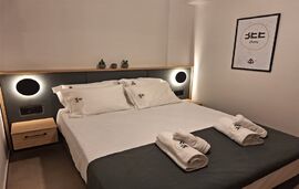 Bee Apartments, Nikiana, Lefkada