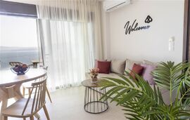 Bee Apartments, Nikiana, Lefkada