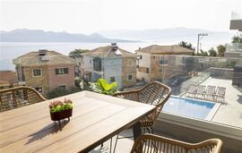 Bee Apartments, Nikiana, Lefkada