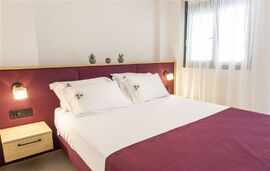 Bee Apartments, Nikiana, Lefkada