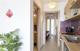 Bee Apartments, Nikiana, Lefkada