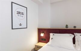 Bee Apartments, Nikiana, Lefkada