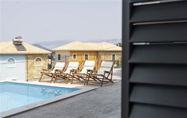 Bee Apartments, Nikiana, Lefkada