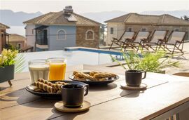 Bee Apartments, Nikiana, Lefkada